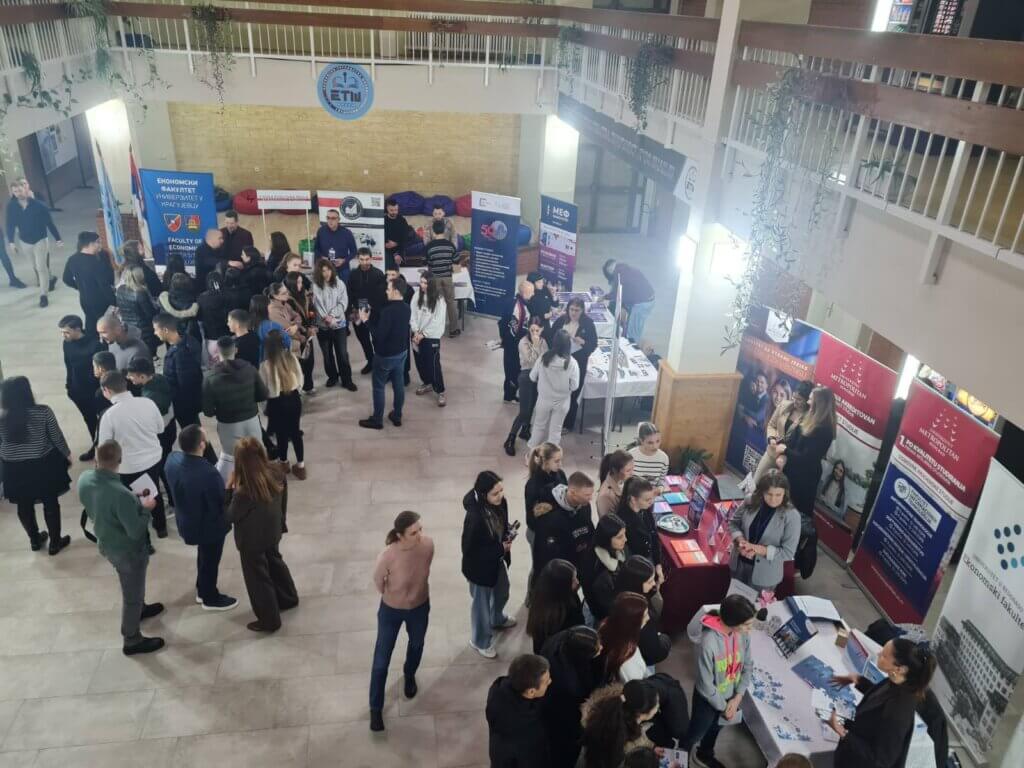 viber_image_2025-12-15_13-26-06-203